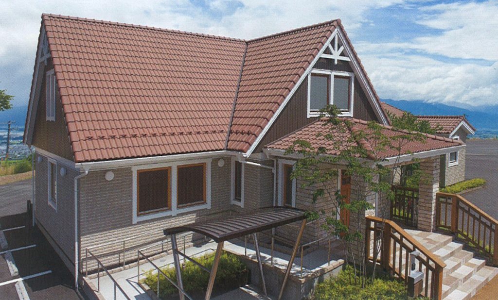 18年度版 1番軽い瓦を教えて 日本全国の瓦 全部調べました 三州瓦の神清 地震や台風に強い防災瓦 軽量瓦 天窓 雨漏 リフォームなど屋根のことならなんでもご相談ください